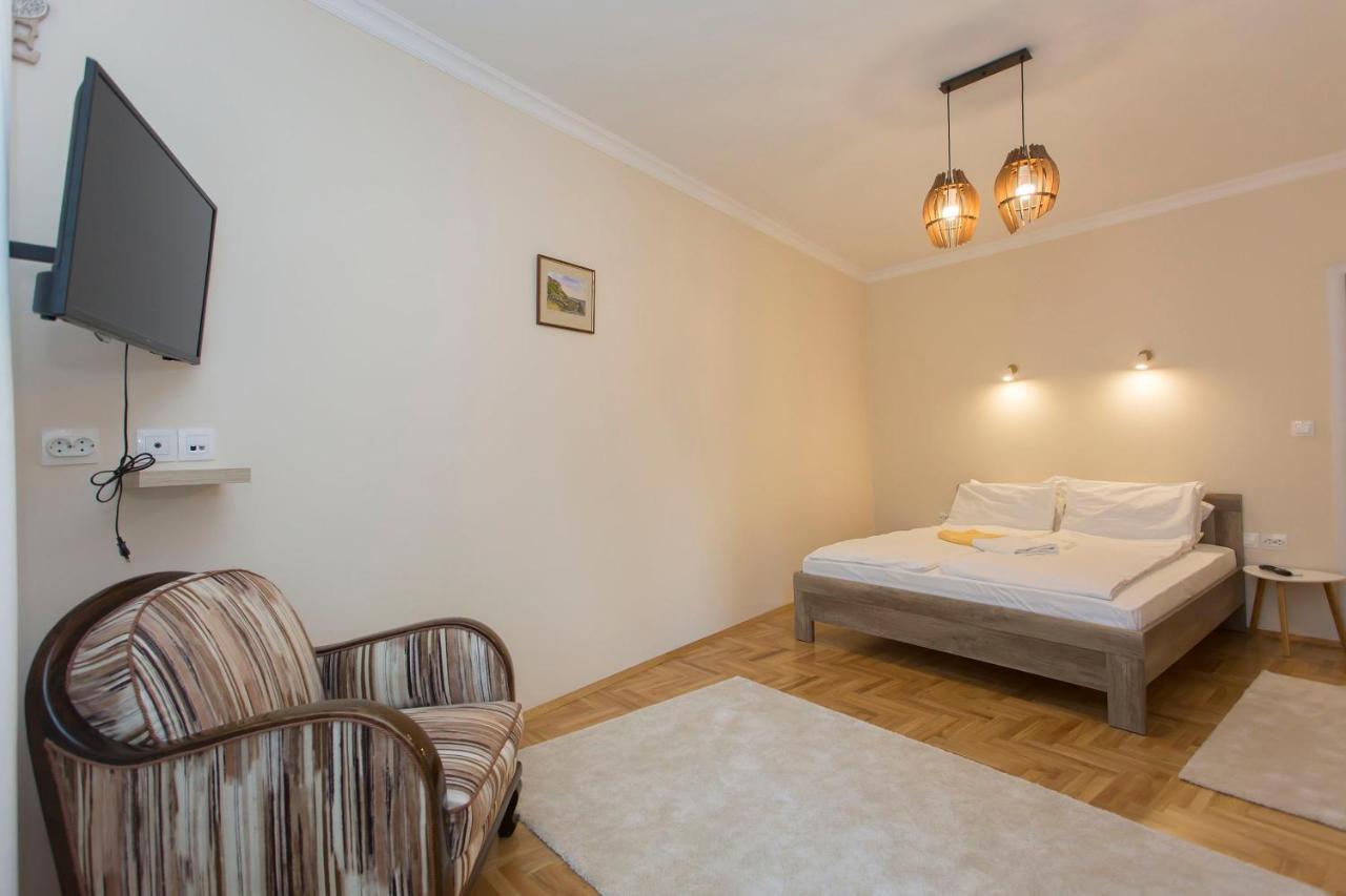 Apartemen 